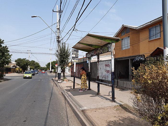 Vecinos denuncian ola de asaltos en paraderos de calle Tocornal (ex pedro Duarte)