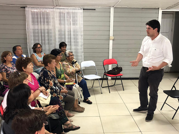 Charla sobre el proceso constituyente en sede de Junta de Vecinos José Miguel Carrera