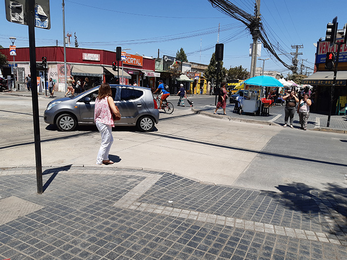 En tiempo récord cambian calzada en ejes claves del centro de la comuna