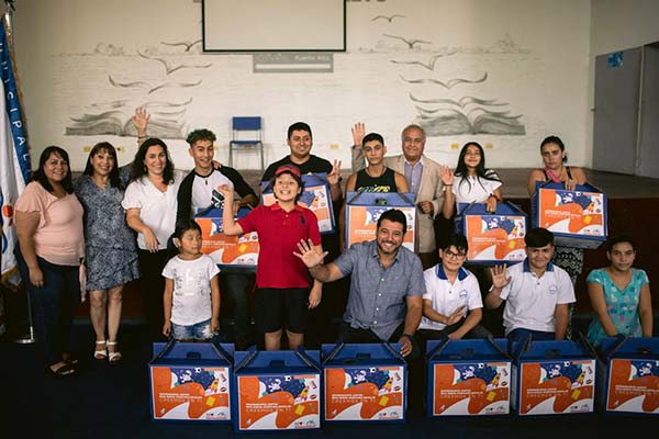 Estudiantes de Puente Alto recibieron Beca Escolar Corporativa 2020