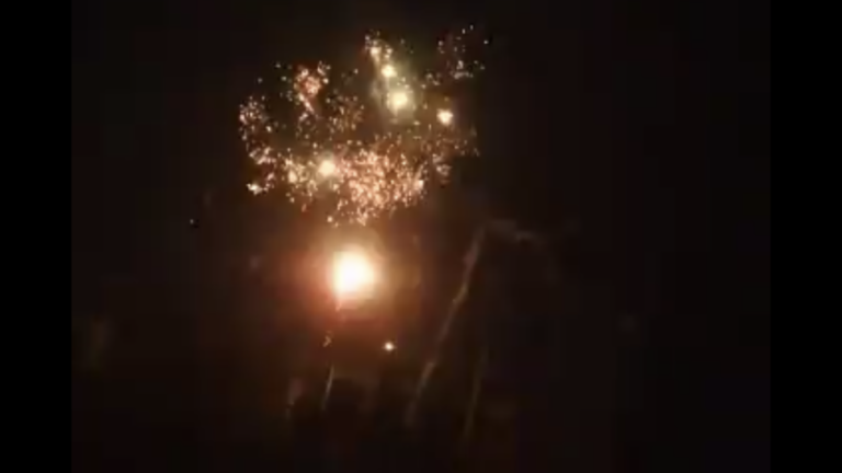 95 años de Colo Colo: Lanzamiento de fuegos artificiales en varios puntos de la comuna