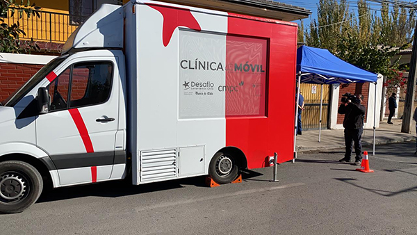CMPC y Desafío Levantemos Chile activan Clínicas Móviles en Puente Alto para atención de vecinos