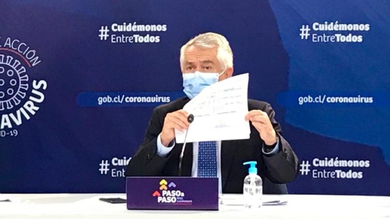 Ministro Paris felicitó a Puente Alto por disminución de casos