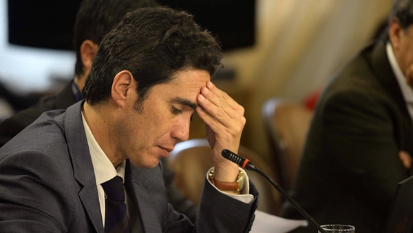 Inédito: Gobierno propuso un reajuste de $0 al sueldo mínimo