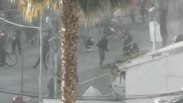 [Videos] Atacan 20 Comisaría de Puente Alto