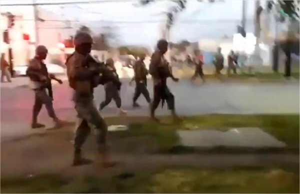 Militares en las calles de Puente Alto en medio de manifestaciones
