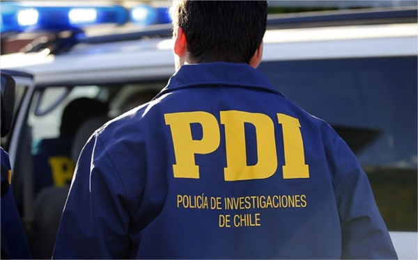 Violentos antisociales ingresan a domicilio con moradores y se llevan millonario botín