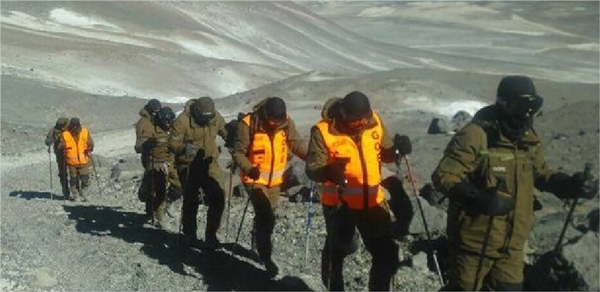 No está identificado: Encuentran cuerpo de montañista en un glaciar del Cajón del Maipo
