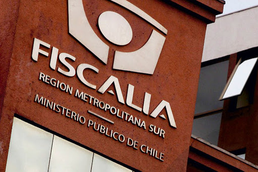 Fiscal es detenido por presunta participación en fiesta clandestina