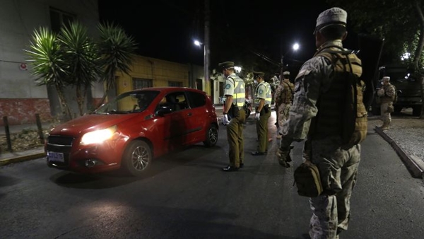 Anuncian cierre de fronteras y adelantamiento de toque de queda