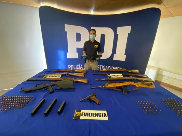 PDI incauta poderoso arsenal durante operativo en San José de Maipo