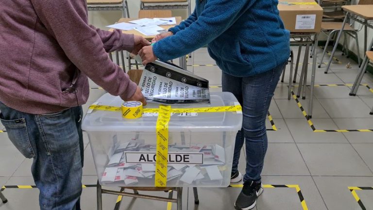 [Video] Con el sellado de urnas se termina el primer día de votación