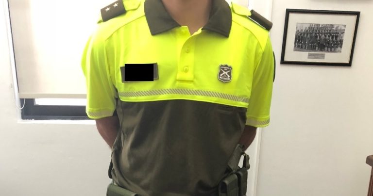 No más corbata ni camisa: Carabineros estrenará nuevo uniforme, “una nueva cara”