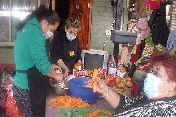 Nunca han podido cocinar pescado en Olla Solidaria “Renacer” por falta de alguien que se los pueda donar