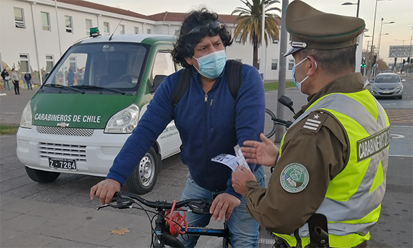 Con campaña preventiva Carabineros de Chile celebra el Día Mundial de la Bicicleta