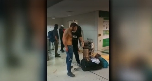 [Video] Captan agresión de comerciantes a guardias del Metro en Puente Alto