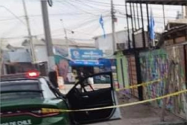 Vecinos encuentran cadáver en calle de Bajos de Mena