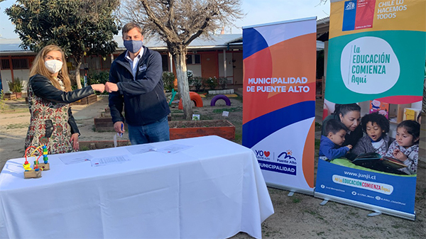 JUNJI Metropolitana y Municipalidad de Puente Alto ratifican convenio para mejorar jardines infantiles de la comuna
