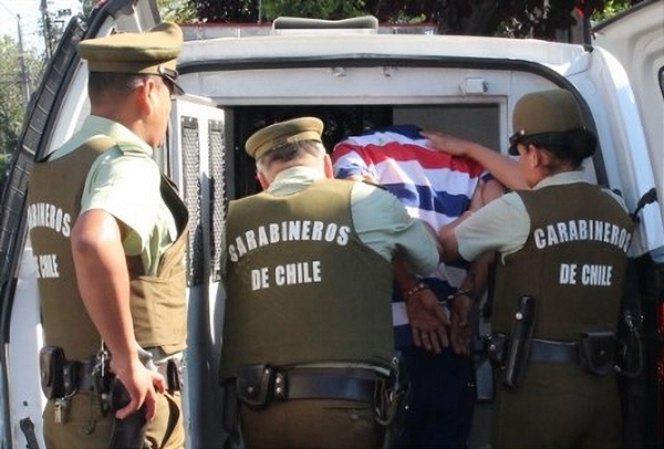 Cinco detenidos por el robo de dos camiones desde fábrica en Puente Alto