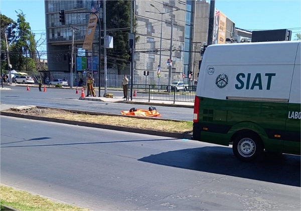 Mujer motorista muere en accidente de tránsito en Puente Alto