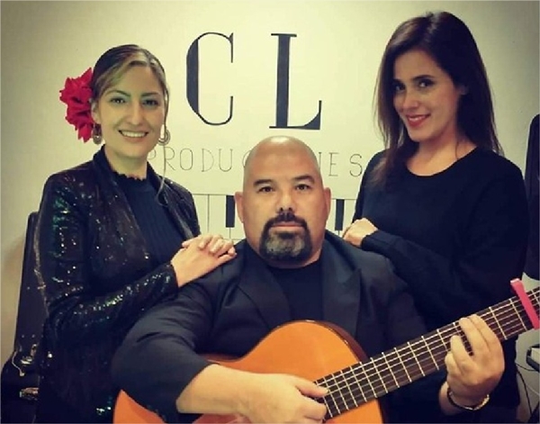 Productor puentealtino llevará a jóvenes cantantes nacionales en gira a México