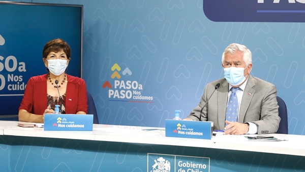 Gobierno llama a rezagados a asistir a vacunatorios para recibir su dosis de refuerzo