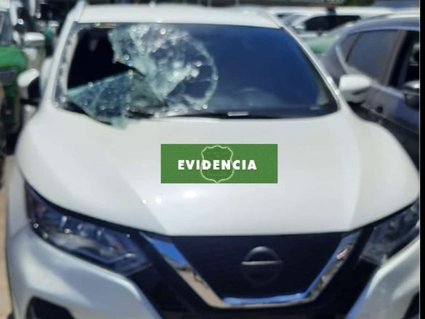 Poblada atacó a carabineros para evitar recuperación de auto robado
