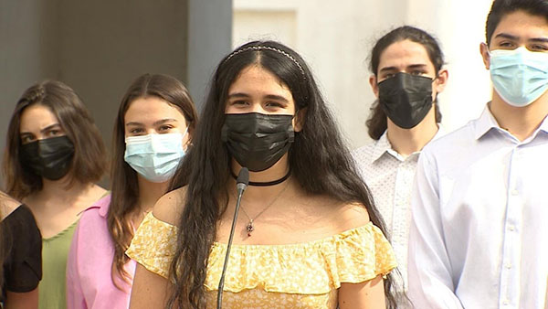 Antonia Guerrero, la joven puentealtina puntaje nacional de Lenguaje en la Prueba de Transición