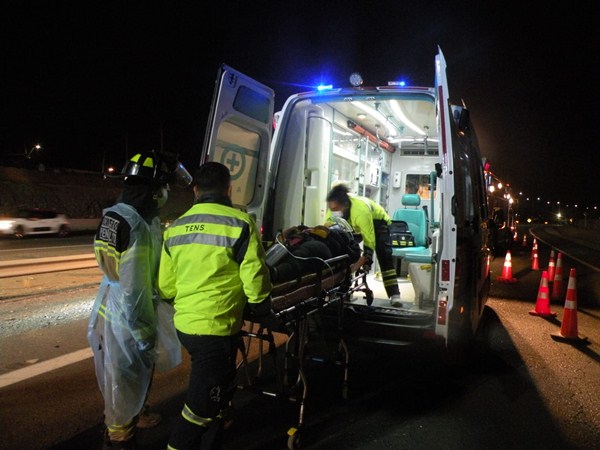 [Fotos] Carrera clandestina termina con una mujer fallecida en Puente Alto