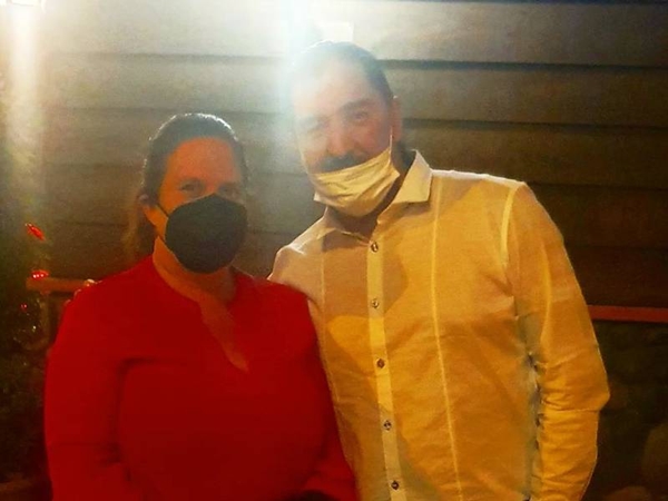 [Foto] Registro de Ministra de Defensa junto a abogado Narco desata polémica