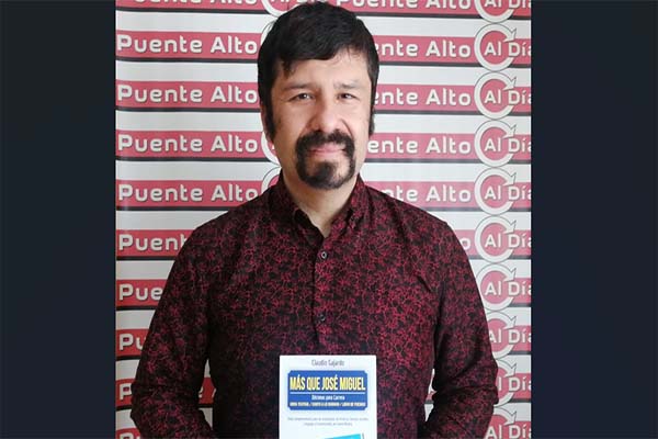 Claudio Gajardo y su nuevo libro “Más que José Miguel – Décimas para Carrera”