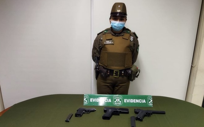 <strong>Carabineros detuvo a tres menores de edad por robo con intimidación</strong>