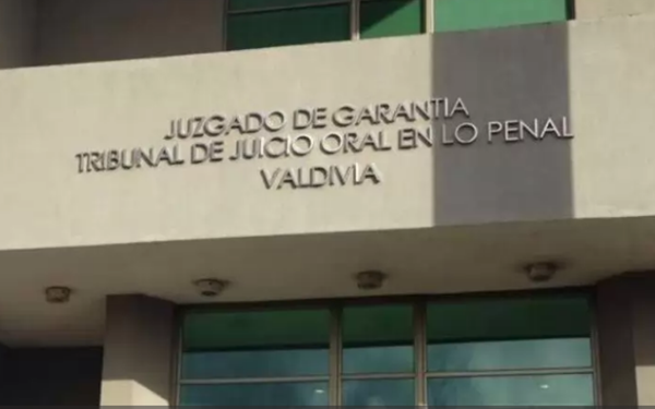 Excarabinero que abusó de sus tres hijas menores fue condenado a 18 años de cárcel