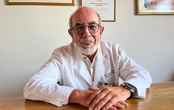 <strong>Doctor Alfonso Díaz: “Que los especialistas vuelvan a estar en la primera línea de contacto con los pacientes”</strong>