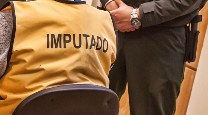 Femicidio frustrado: hombre apuñaló más de 10 veces a su conviviente