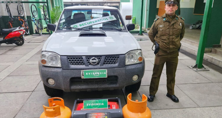 Recuperan camioneta que delincuente robó a un apoderado que buscaba a su hija