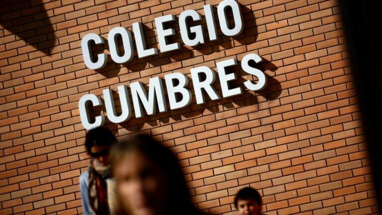 Investigan a profesor de Colegio Cumbres por actos de connotación sexual contra menor