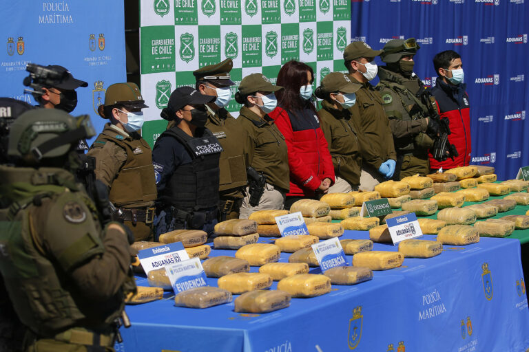 Banda criminal intentó ingresar cerca de 400 kilos de droga por el puerto de Valparaíso