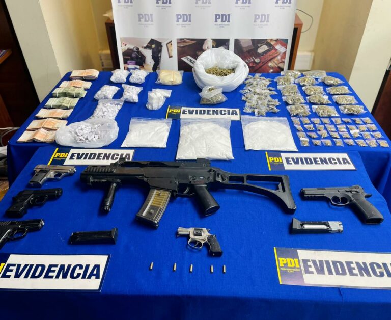 Siete Detenidos: Bicrim Puente Alto logra decomiso de drogas y armas en población Carol Urzúa