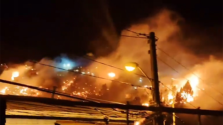 Detienen a presunto autor del incendio en cerro Cordillera de Valparaíso