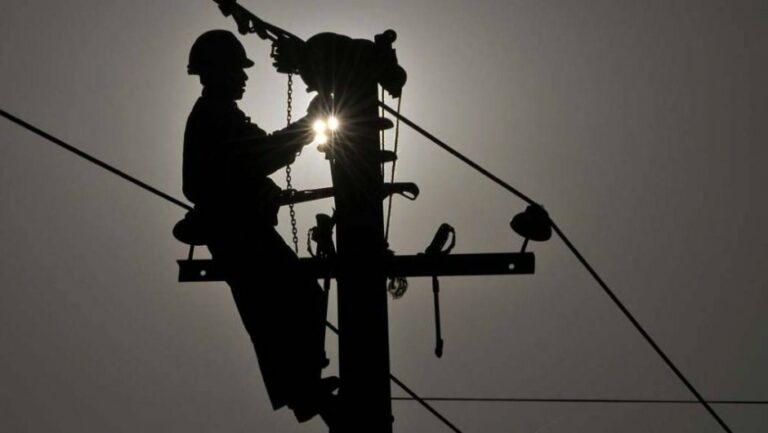 Reportan interrupción del servicio eléctrico en San José de Maipo