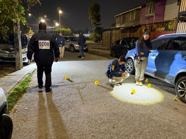 Brutal ataque en Puente Alto: mujer de 23 años es asesinada a tiros frente a su pareja